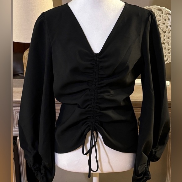 CECE RUCHED FRONT & RUCHED SLEEVES BLACK POLY BLEND BLOUSE SIZE SMALL - Picture 3 of 6